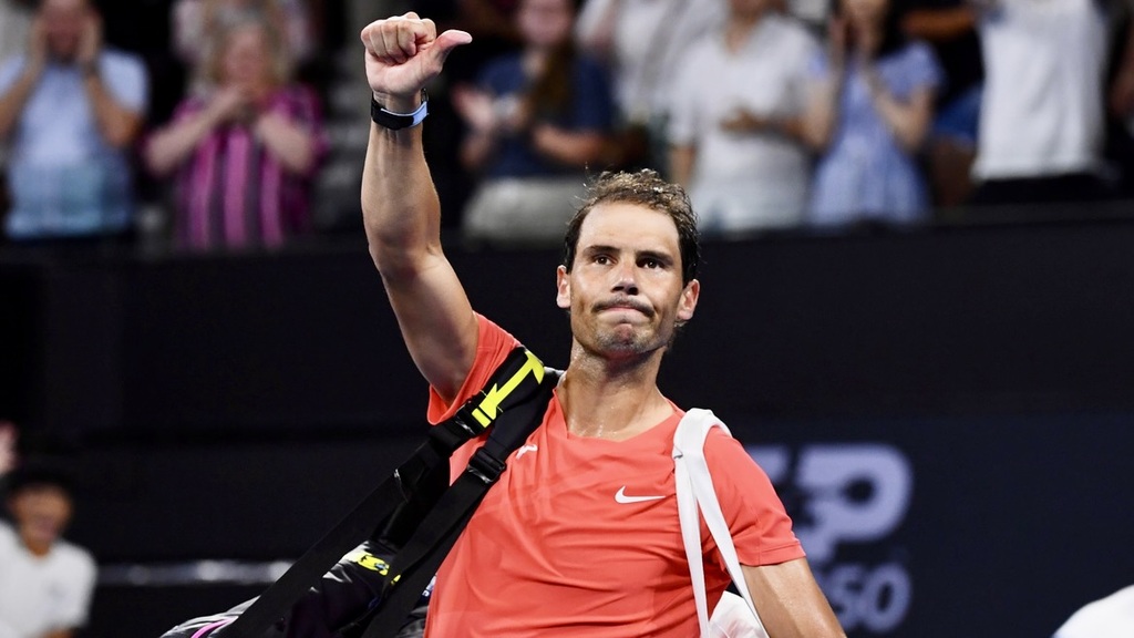 Brisbane : Rafael Nadal galvaude trois balles de match