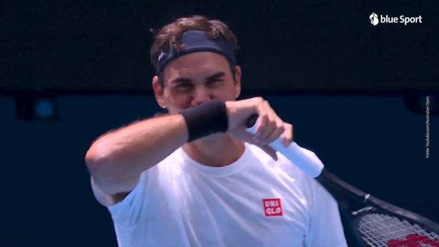 Roger Federer dà spettacolo davanti a 15’000 spettatori