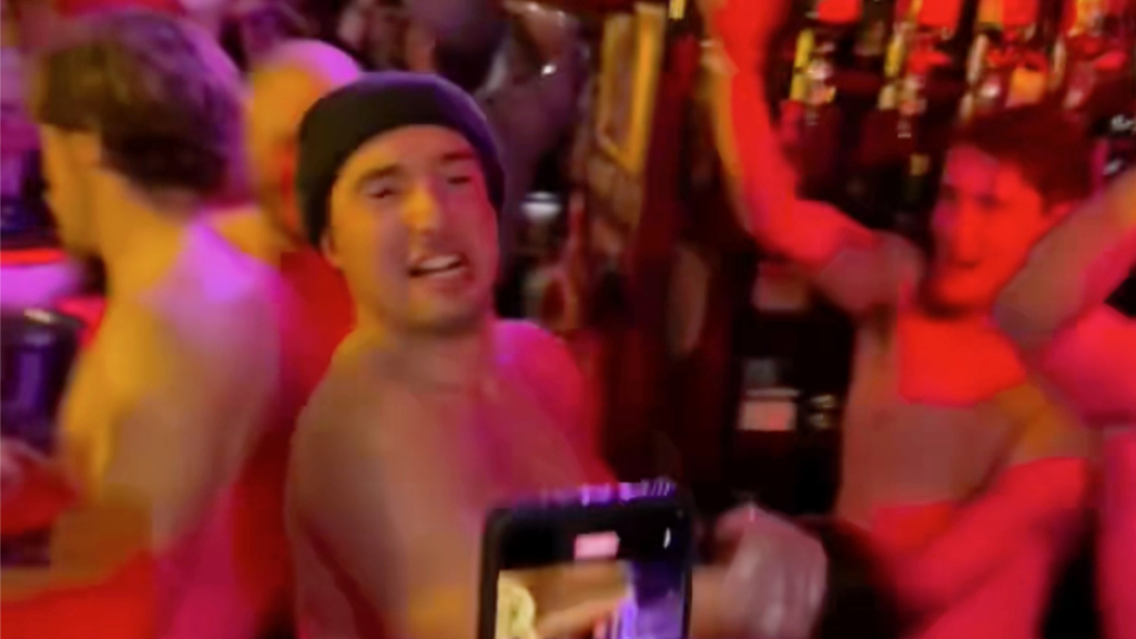 So wild feiern die Ski-Stars nach der Kitzbühel-Abfahrt