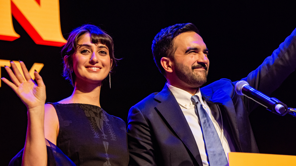 New Yorks erste First Lady der Gen Z: Wer ist Rama Duwaji, die Frau an Zohran Mamdanis Seite?