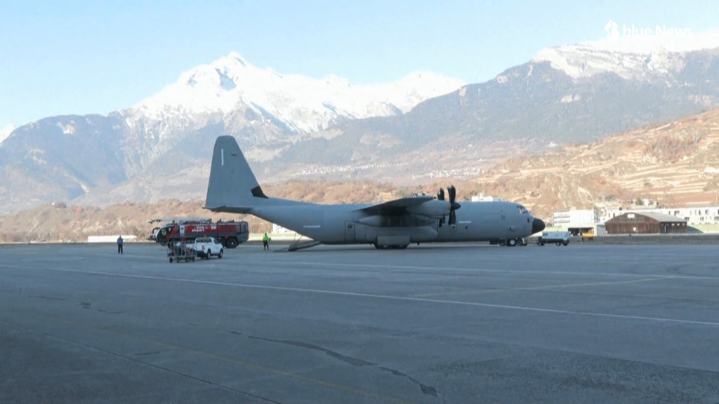 I feretri delle vittime italiane lasciano il Vallese