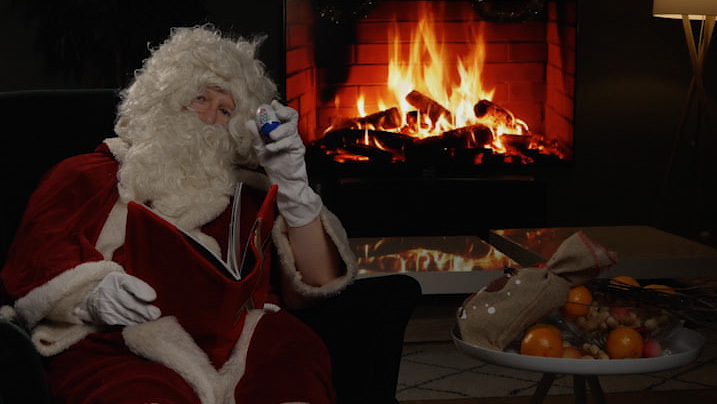 Diesem Schweizer Team verteilt der «blue Sport Chlaus» zweitklassige Schoggi