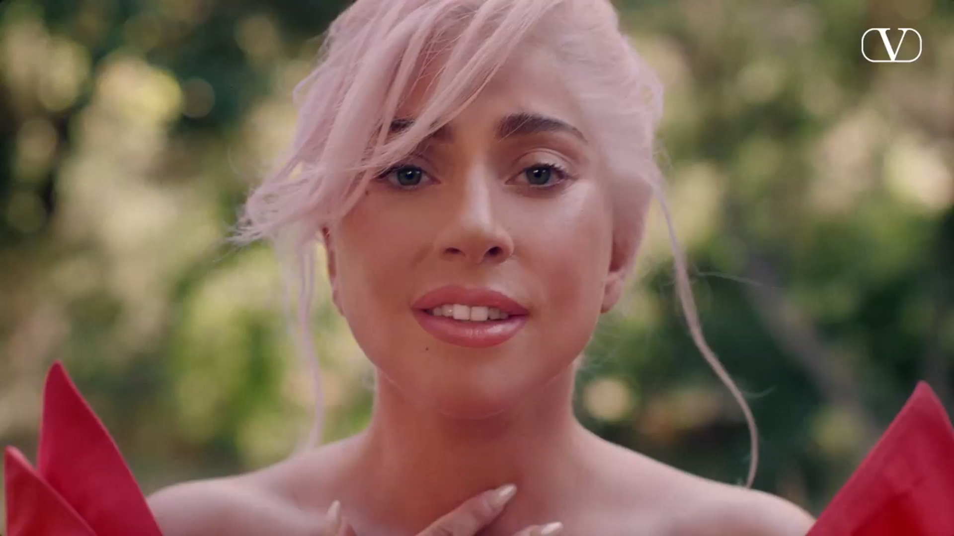 lady gaga perfume voce viva