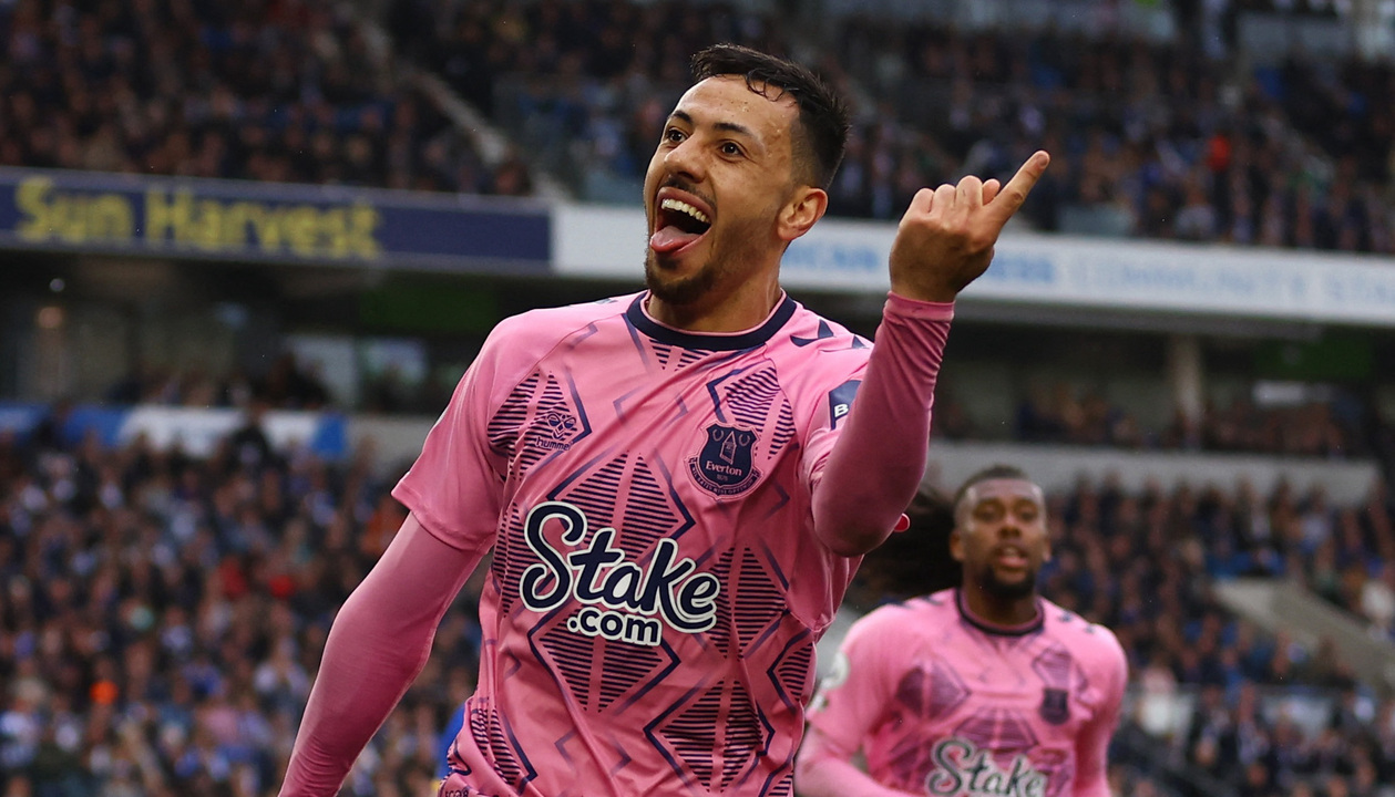 Everton black and pink hot sale kit