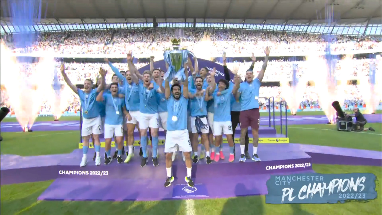 MAN CITY LIFT PREMIER LEAGUE TROPHY!