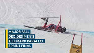 Decisive fall in men's Telemark Parallel Sprint final