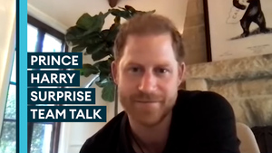 Hello Hello Hello: Prince Harry surprises Invictus Games competitors
