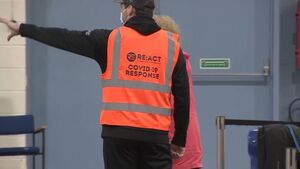 COVID: Veterans Help Staff New Vaccination Centres