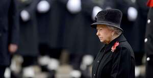 Nation Remembers the Fallen at the Cenotaph