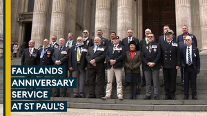 Falklands conflict: Service of remembrance held at St Paul's