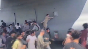 Afghanistan: Chaos As Civilians Cling To US Aircraft Leaving Kabul