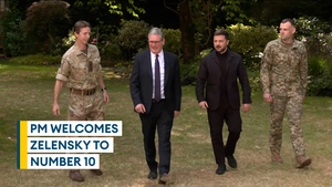 Zelensky and Starmer meet Interflex troops at No 10