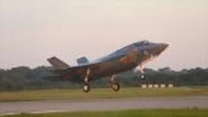 F35 Pilots Take Off And Head To The UK
