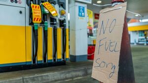 Army Tanker Drivers On Standby To Deliver Fuel In 'Temporary Measure'