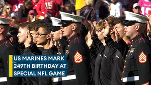 US recruits take enlistment oath in 76,000-seater NFL stadium