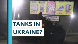 Does this footage show Russian tanks and military vehicles in Ukraine?
