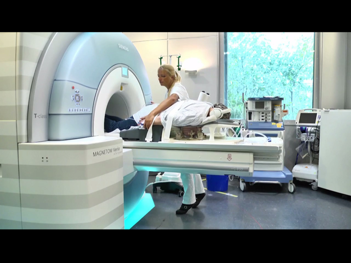 Breast MRI - Siemens Healthineers Romania