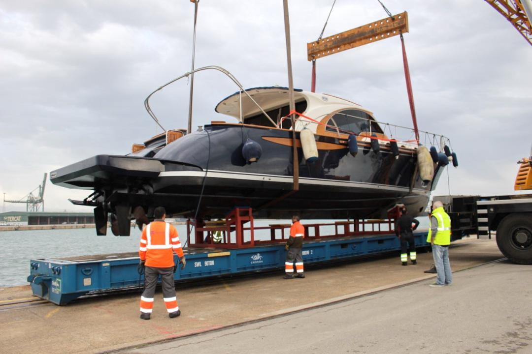 Shipping a yacht from Spain to New Zealand, Video