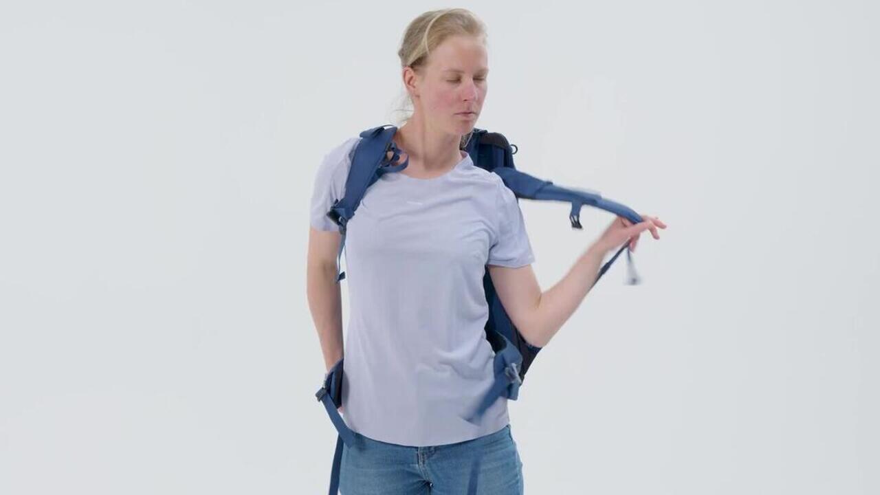 25 L Ventilated Hiking Backpack, MH500 - Khaki - Video 2