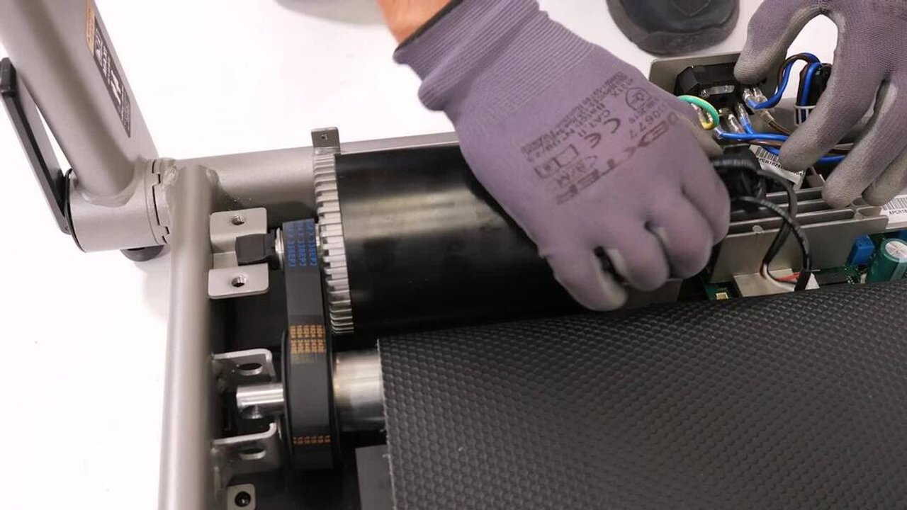 Drive Belt 338EPJ/CRUN100 - Video 2
