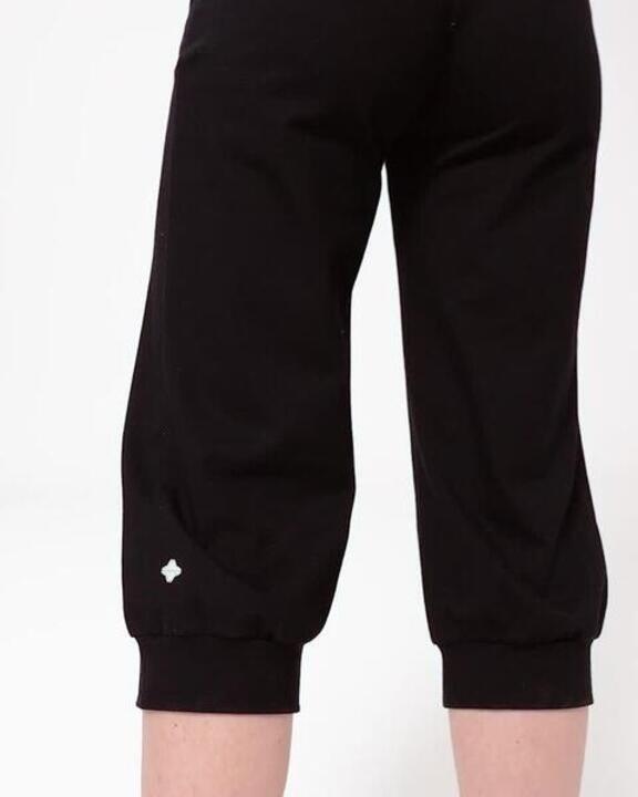 Gentle Yoga Cropped Bottoms - Video 2