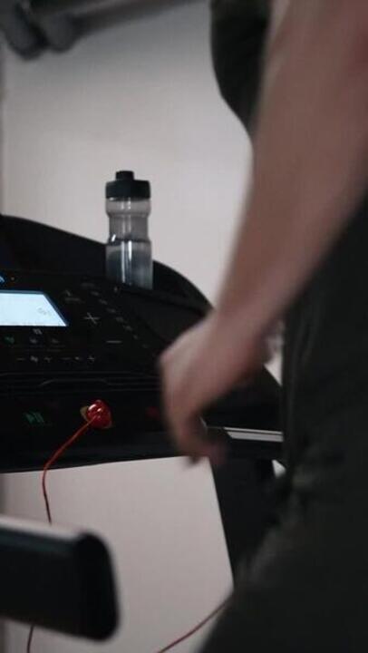 Gym Versatile and Weightable Punching Bag Stand, 900 - Black - Video 2