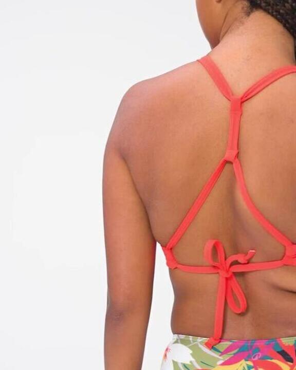 Women’s surfing textured bikini crop top - Bea neon orange - Video 2