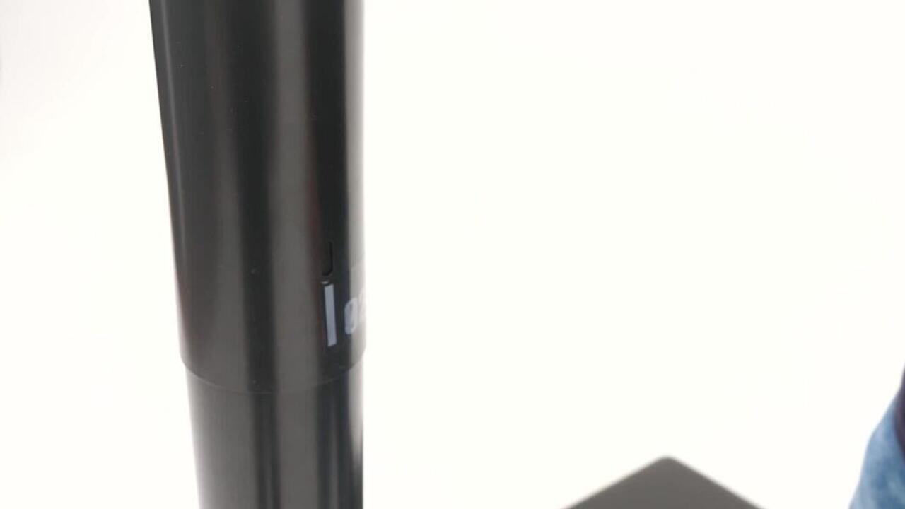 Basketball Hoop with Adjustable Stand (from 2.20 to 3.05m) B100 - Black - Video 2