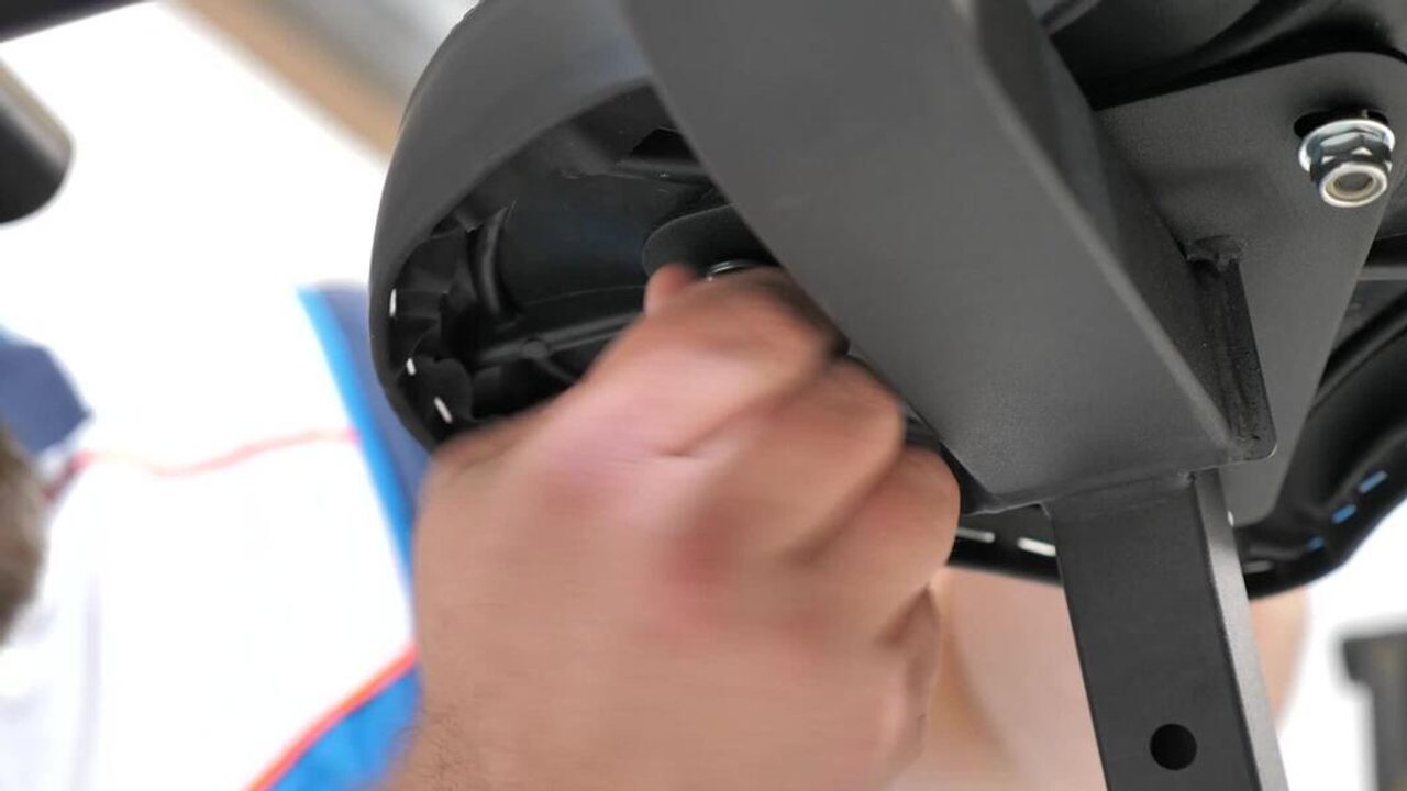 Foldable and quiet exercise bike, X bike - Video 2