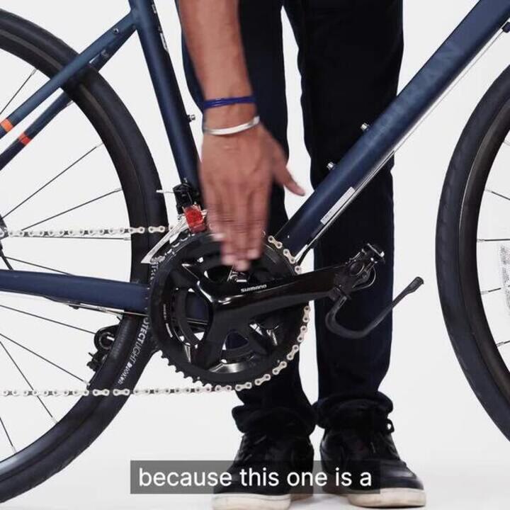 Road Bike Triban RC520 - Shimano 105 2x11, Hydro Mechanical Disc, Carbon Fork - Video 2