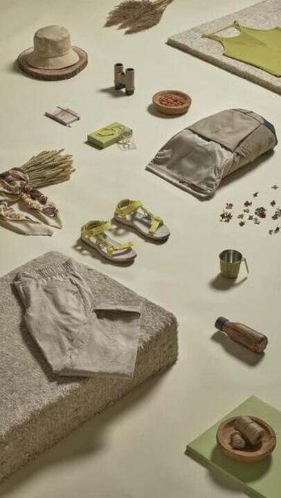 Escape 500 Rolltop 16+ 4L hiking backpack - Beige - Video 2
