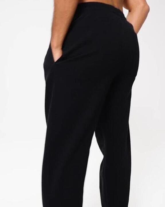 Regular 3 Pockets Men's Gym Track-pant Jogger 500 - Ultra Black - Video 2