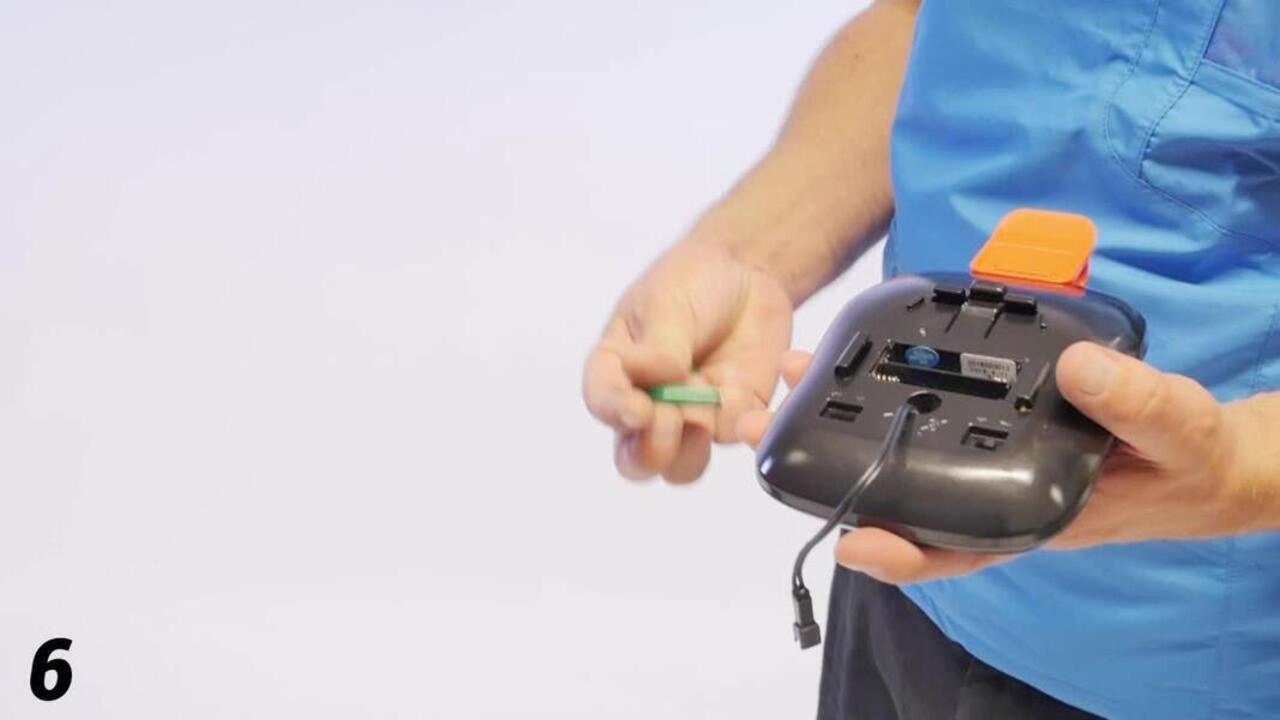 Compact Rowing Machine, 4Kg Flywheel, Foldable with 8 Resistance Levels FRW 120 - Video 2