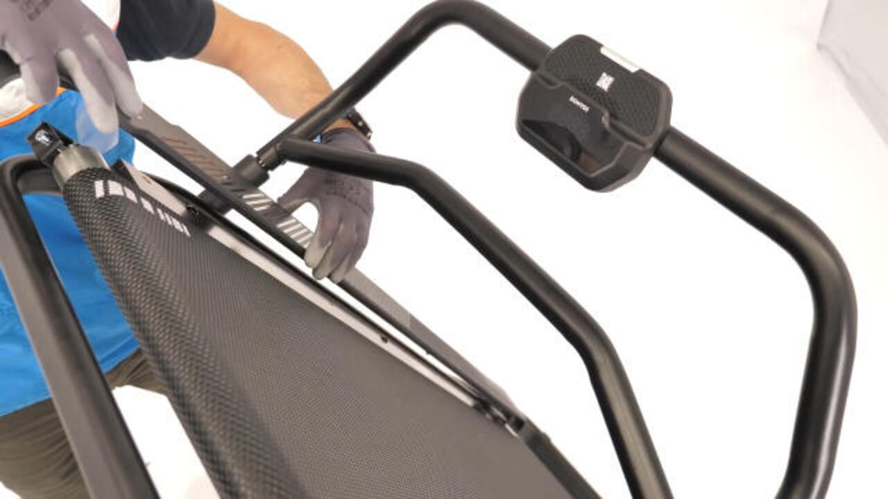 L/R Footrest TS100 - Video 2