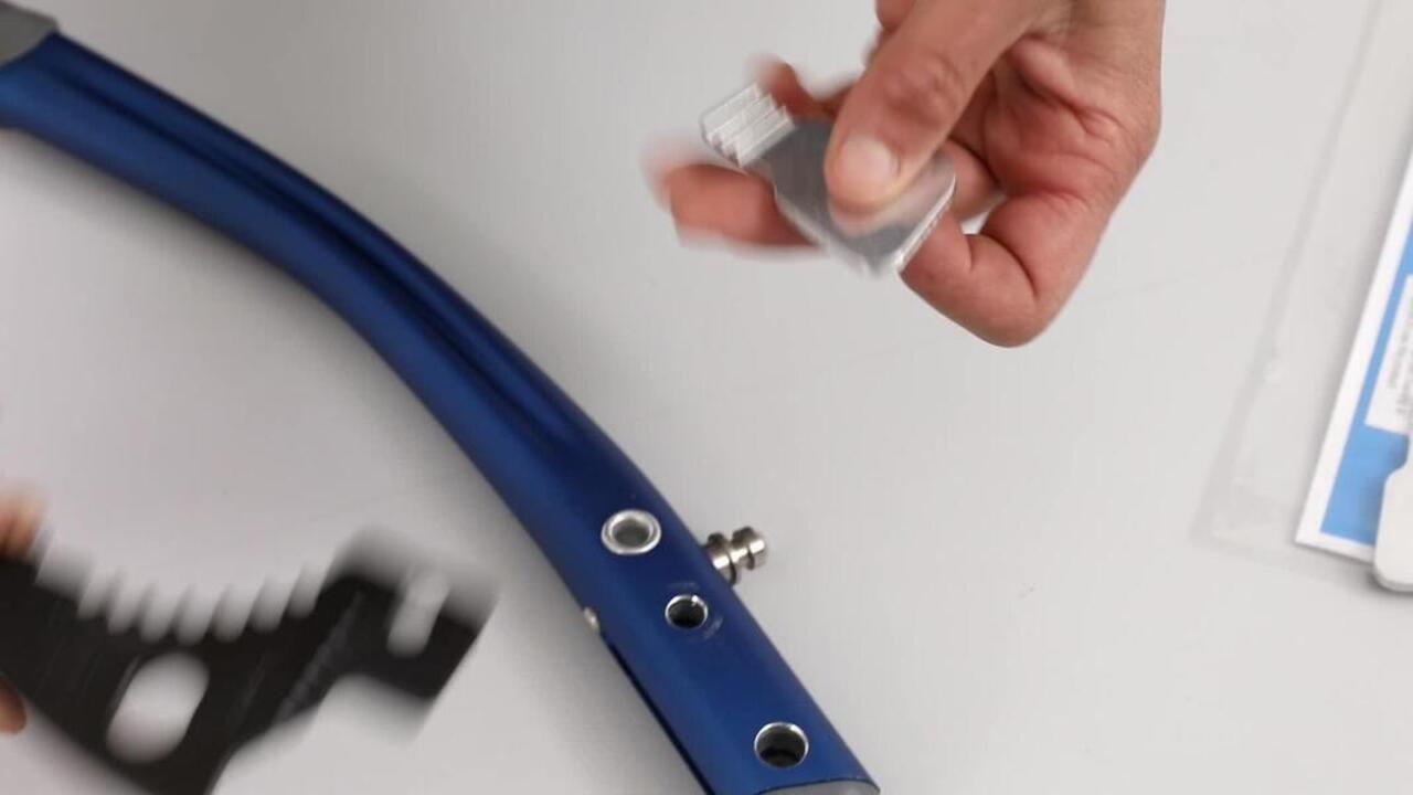 Technical mountaineering ice axe - ANACONDA PANNE - Video 2