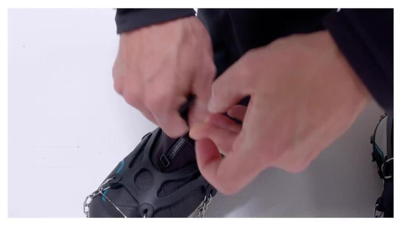 Size Adjustable Crampons for Adults Black - SH900 - Video 2