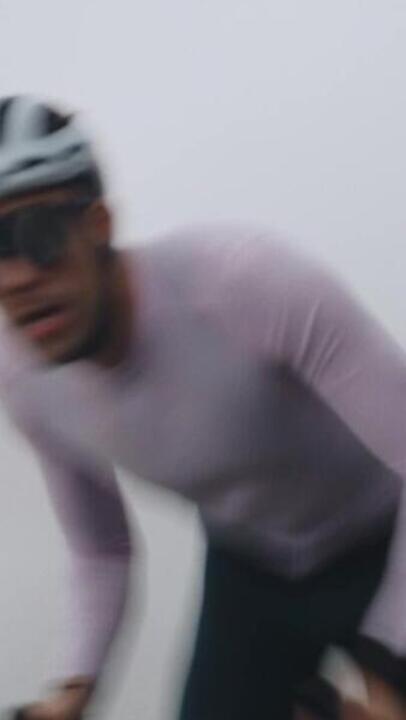 Women Cycling Padded Bib Shorts - Black - Video 2