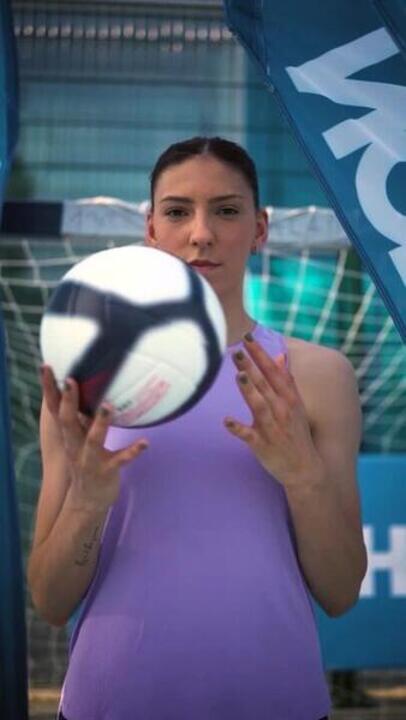 Volleyball Indoor Ball V500
White Blue - Video 2