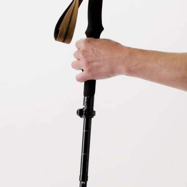 1 Ultra compact Trekking Pole - MT900 Black - Video 2