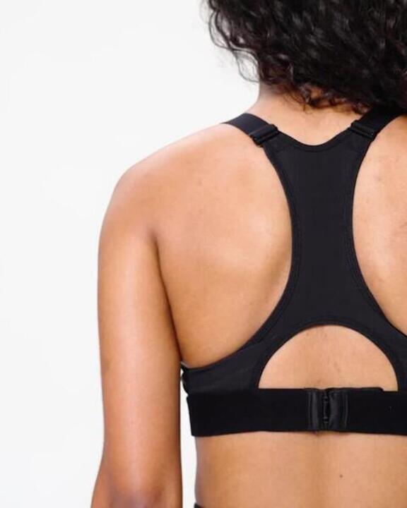 Sports Bra High Support - Black - Video 2