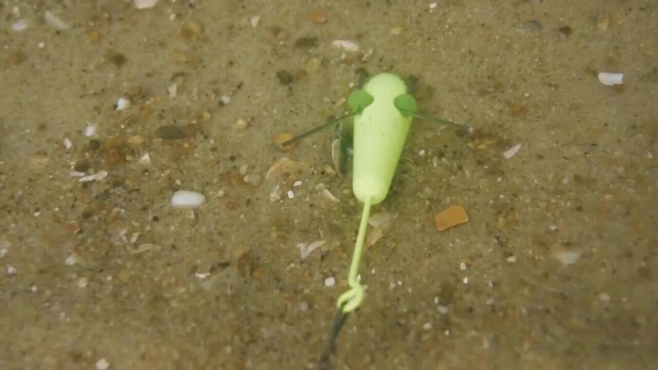 Fishing Surfcasting Breakaway Sinker - Video 2