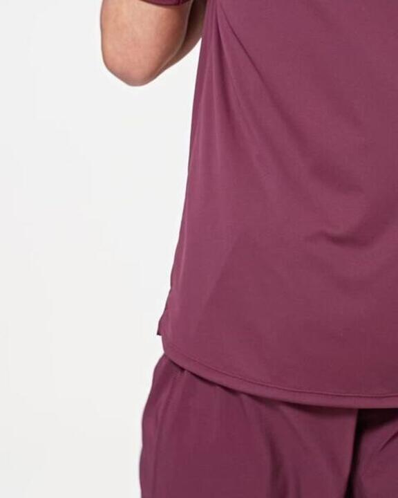 Men's Short-Sleeved Crew Neck Breathable Fitness T-Shirt - Burgundy Purple - Video 2