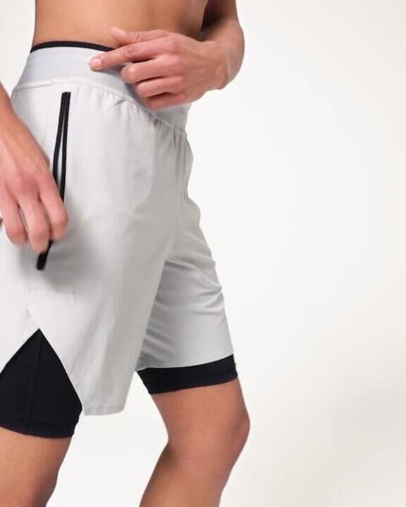 Breathable & Lightweight Cross Training Shorts Celliant - Grey - Video 2