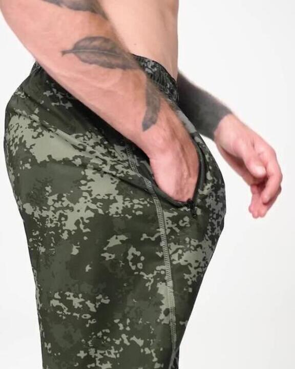 Men's Breathable Fitness Shorts with Zipped Pockets - Khaki Green - Video 2