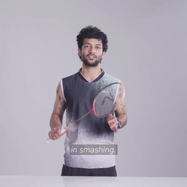 BADMINTON ADULT RACKET BR LITE 930 ORANGE - Video 2