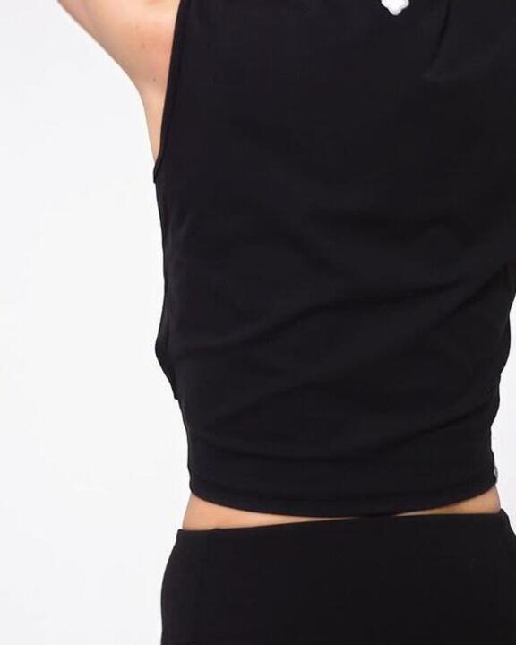 Yoga Crop Top Premium - Black - Video 2