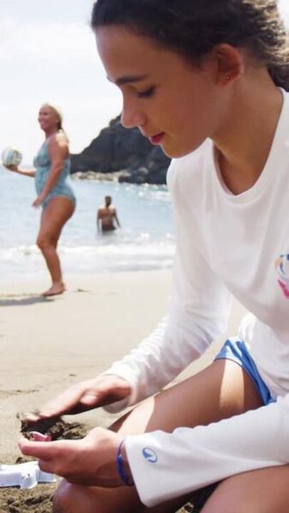 Baby Long Sleeve UV Swim T-Shirt Sun-Protective & Quick-Dry Lion Yellow - Video 2