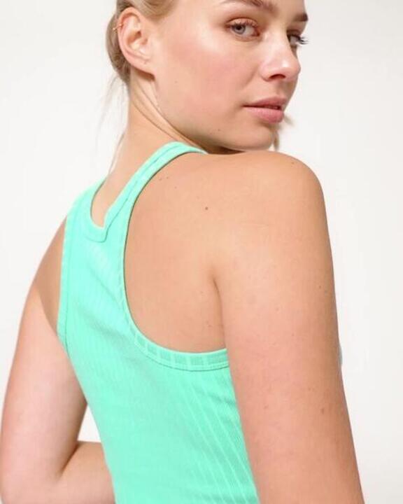 Women's Fitness Ribbed Crop Top 520 - Fresh Green Mint - Video 2