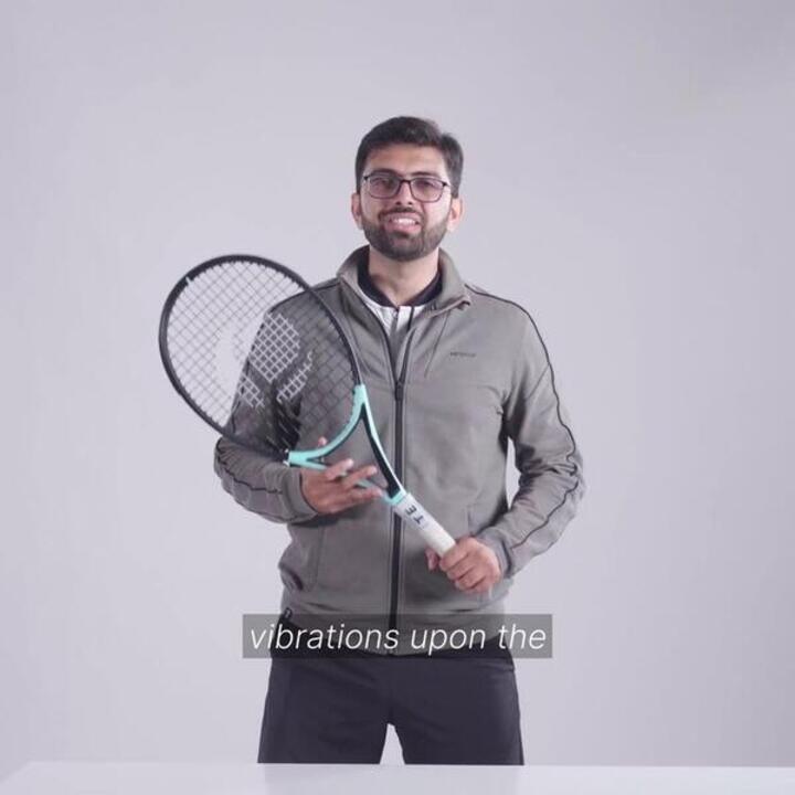 Adult Graphite Tennis Racket - TR500 Lite 265 g - Video 2