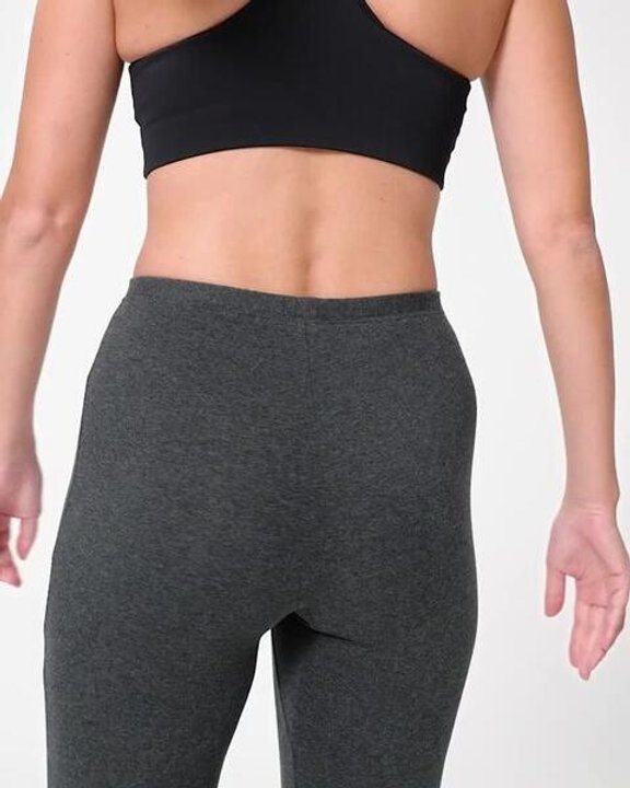 Cotton Slim-Fit Women Gym leggings 100- Grey - Video 2